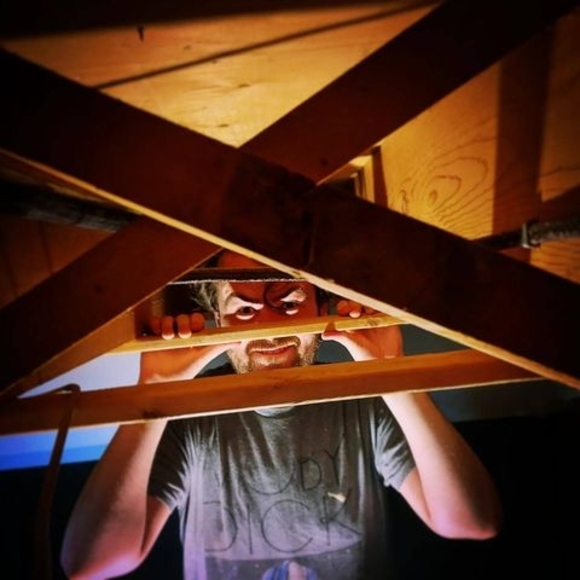 Meet your Posher, Max - Picture 1 of 1